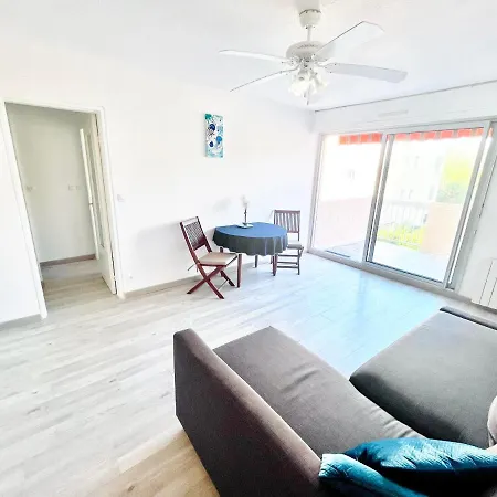 Apartment T2 Meuble, Terrasse Vue